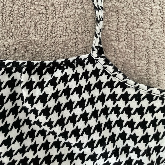 Checkered tank. - Picture 2 of 3